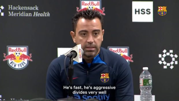 Xavi on Jules Kounde signing 